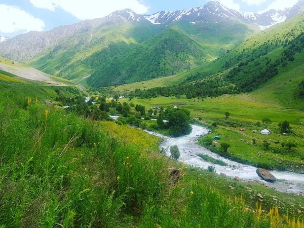 كم تكلفة السفر الى قرغيزستان