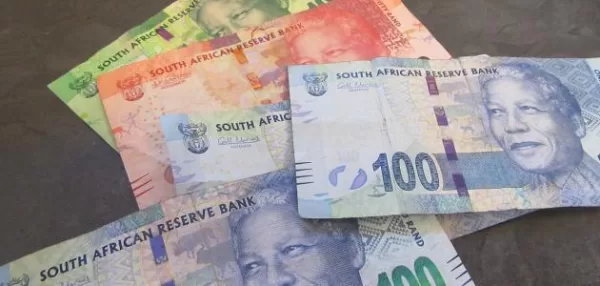 الزيادات السنوية للرواتب في جنوب أفريقيا بالدولار